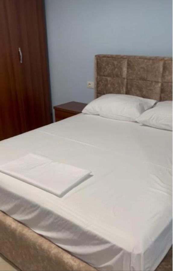 Guest House Andersoni Dhoma Plazhi Andersoni Shen Ded Gjoni Екстериор снимка